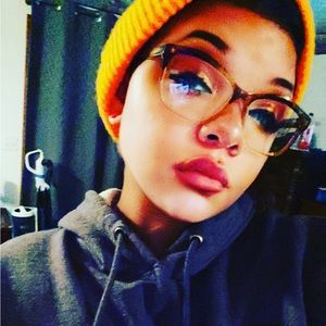 Meet your Posher, Kylee